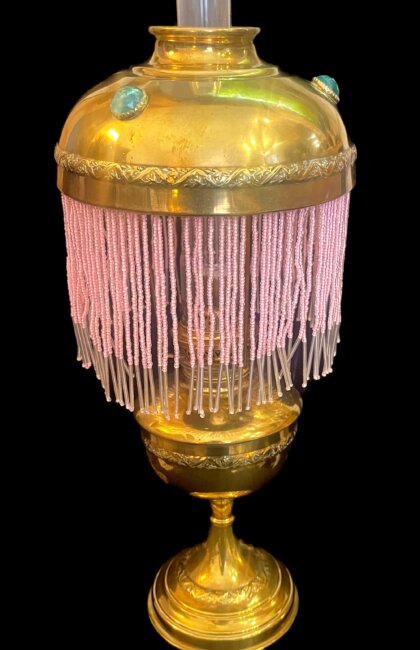 Lampe parisienne avec cabochons et pampilles