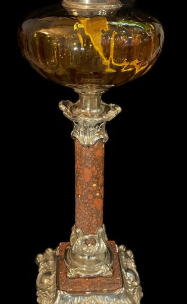 lampe à pétrole colonne en onyx bol translucide ambre